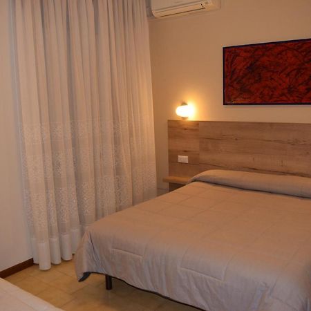 Hotel Pilotto Peschiera del Garda Ngoại thất bức ảnh