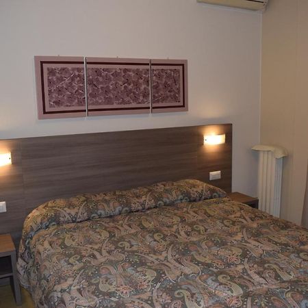 Hotel Pilotto Peschiera del Garda Ngoại thất bức ảnh